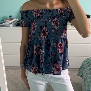 kendall&kylie off the shoulder top